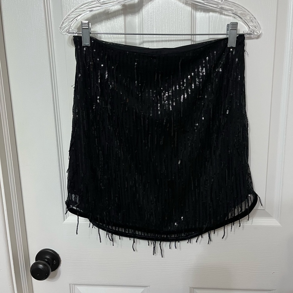 NWT Avec Les Filles Womens Black Sequin Fringe Short Mini Skirt size small - Picture 2 of 7